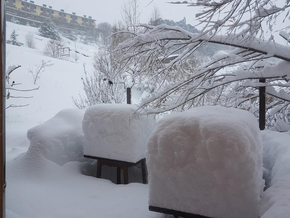 Xalet Refugi Pere Carne Pansiyon La Molina  Dış mekan fotoğraf